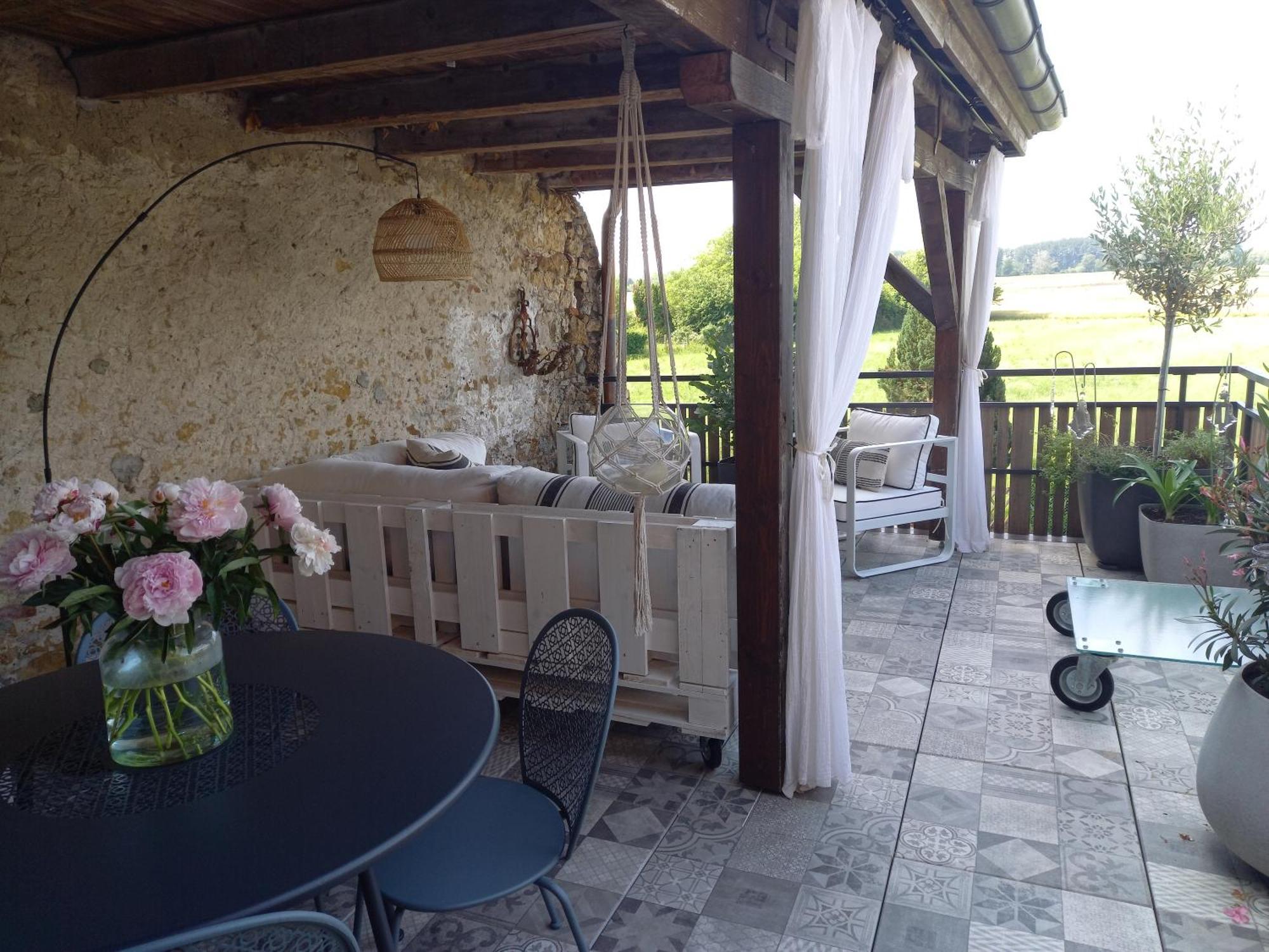 Au Bourg Bed & Breakfast Le Landeron Ngoại thất bức ảnh