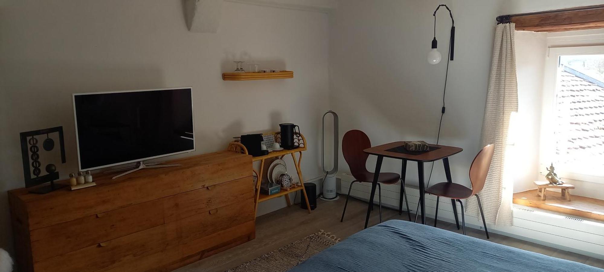 Au Bourg Bed & Breakfast Le Landeron Ngoại thất bức ảnh